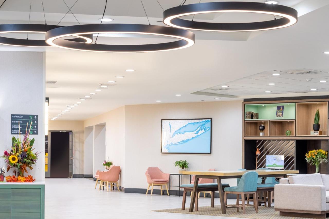 - Long Island - Islip Arpt East By Ihg Hotel