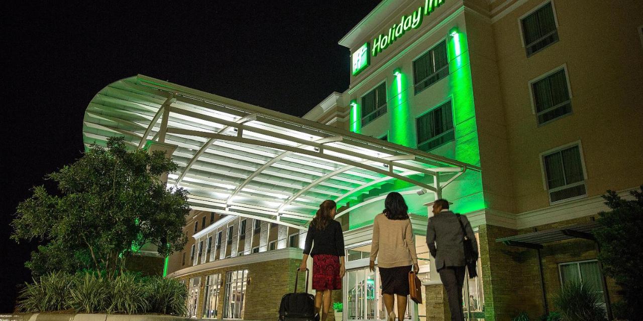 - Long Island - Islip Arpt East By Ihg Hotel Holtsville